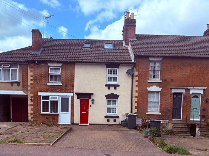 2 Bedroom Terraced House For Sale In Town Hill, West Malling, ME19