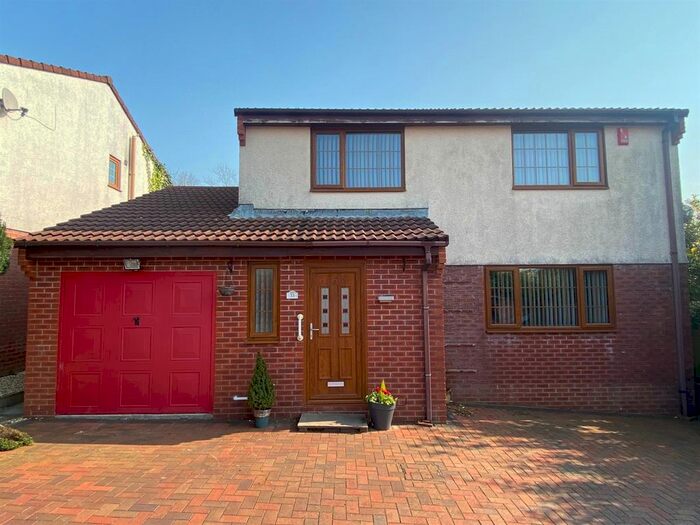 4 Bedroom Detached House To Rent In Bryn Hawddgar, Clydach, Swansea, SA6