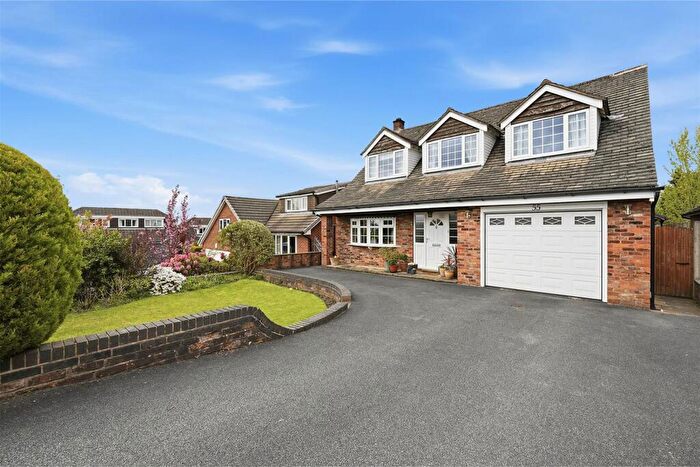 3 Bedroom Detached House For Sale In Park Mount Drive, Macclesfield, SK11