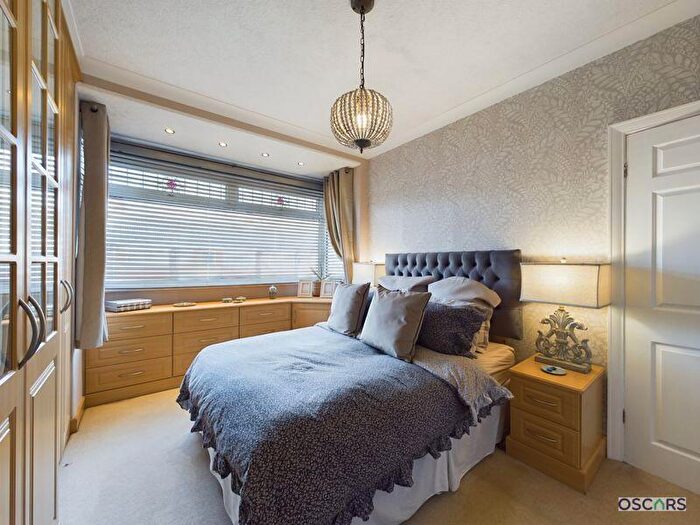 3 Bedroom Terraced House For Sale In Bernadette Avenue, Hull, HU4