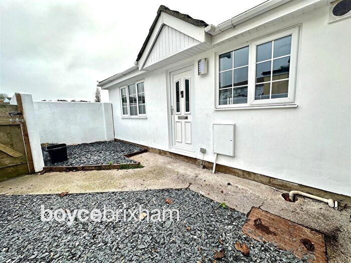 2 Bedroom Flat To Rent In Downfield Close, Brixham, TQ5