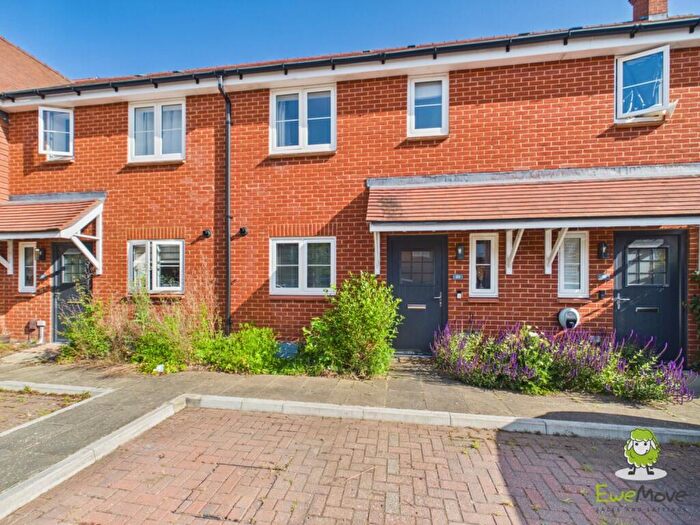2 Bedroom Terraced House For Sale In Fishbourne Gardens, Chineham, Basingstoke, RG24