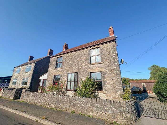 3 Bedroom Detached House For Sale In , Shepton Mallet, BA4