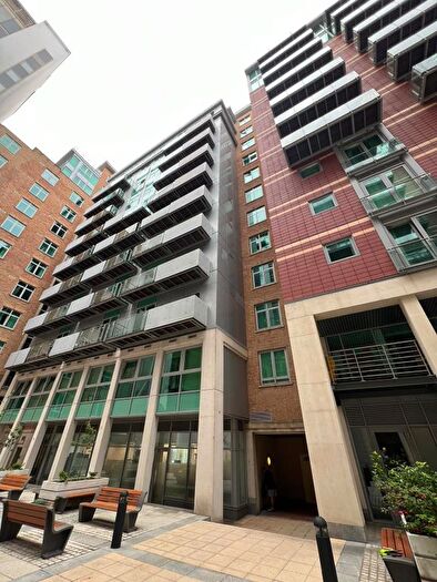 2 Bedroom Flat To Rent In Albert Embankment, London, SE1