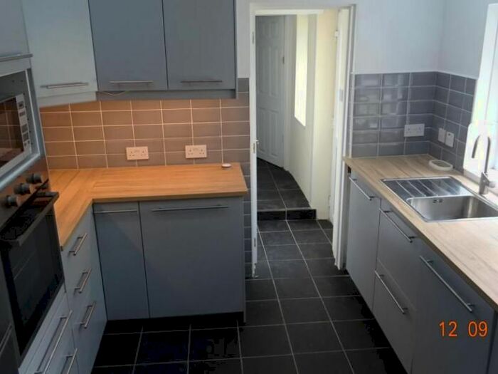5 Bedroom Terraced House To Rent In Keppoch Street, Roath, Cardiff, CF24