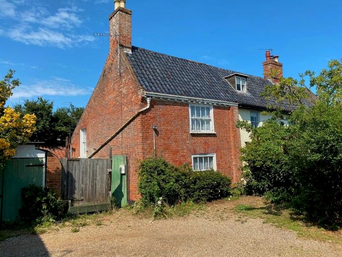 Houses for sale in Beccles, NR34, Suffolk