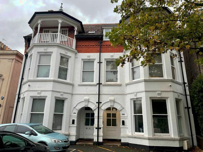 3 Bedroom Flat To Rent In London Road, Leicester, LE2