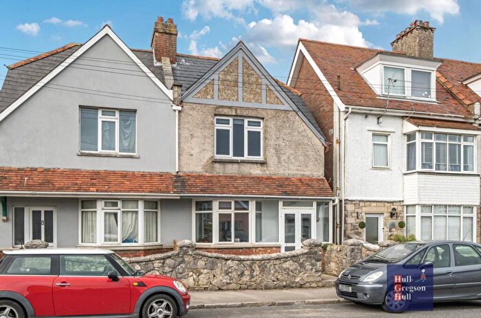 3 Bedroom Semi-Detached House For Sale In Victoria Avenue, Swanage, BH19