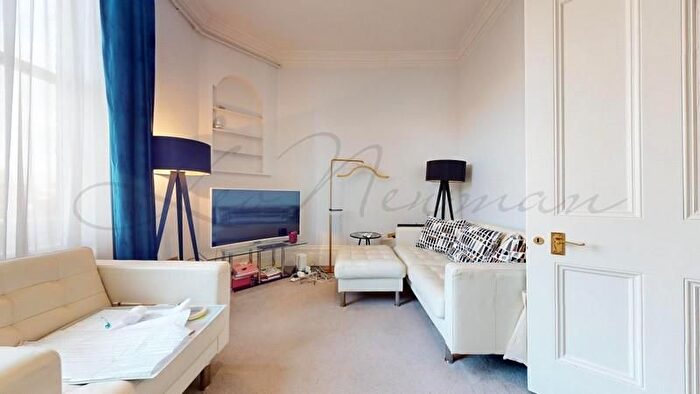 1 Bedroom Flat To Rent In Stafford Mansions, Westminister, SW1E