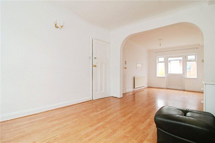 3 Bedroom Terraced House To Rent In Thornton Avenue, Croydon, CR0