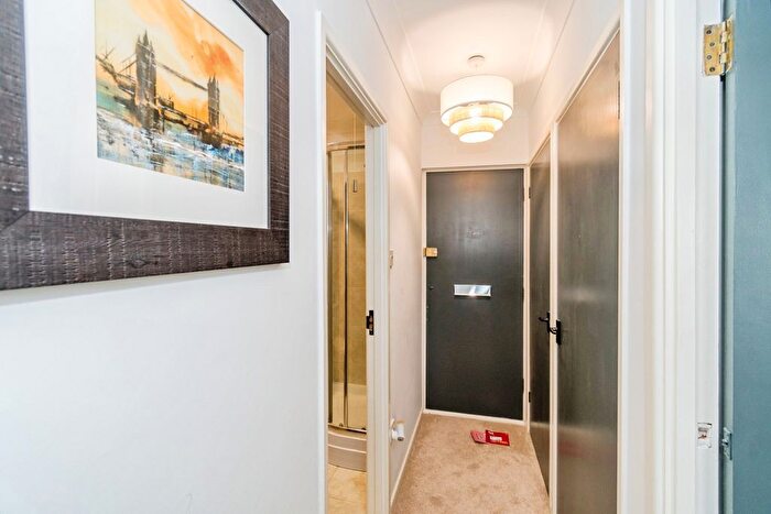 1 Bedroom Flat For Sale In Clifton Road, Southampton, Hampshire, SO15