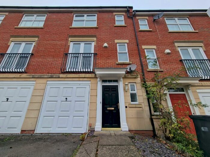 3 Bedroom Terraced House To Rent In Eyebrook Close, Hamilton, Leicester, LE5