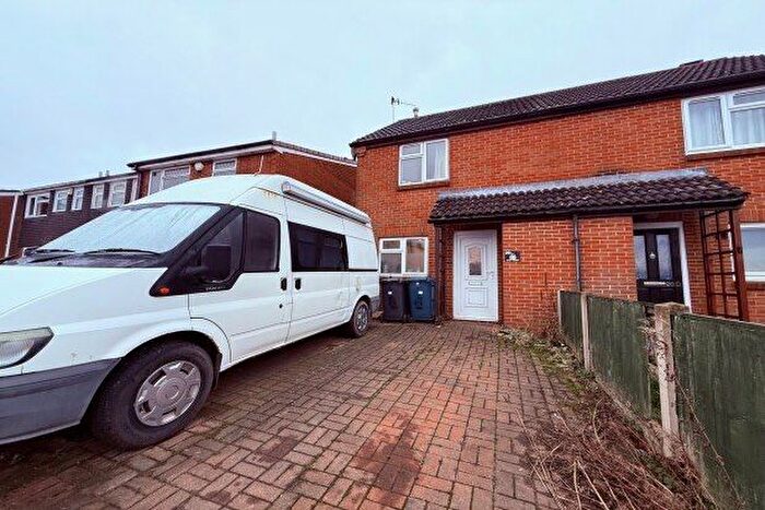 2 Bedroom End Of Terrace House To Rent In Eastmoor, Nottingham, NG12