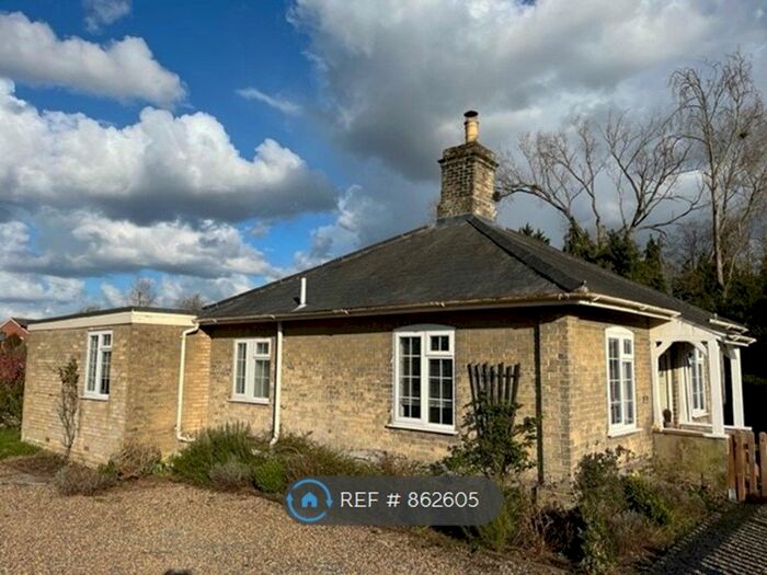 2 Bedroom Bungalow To Rent In Cuckoofield Lane, Norwich, NR14