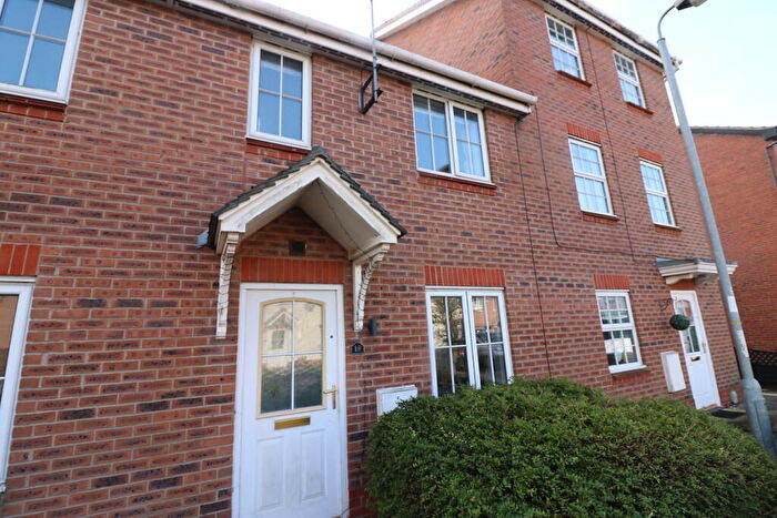 2 Bedroom End Of Terrace House To Rent In Meden Avenue, Brough, East Yorkshire, HU15