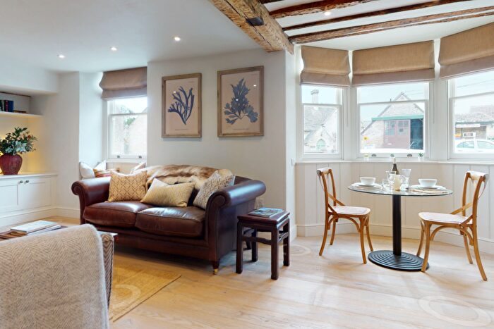 2 Bedroom Cottage To Rent In Elm Cottage, The Crown, Marshfield, SN14