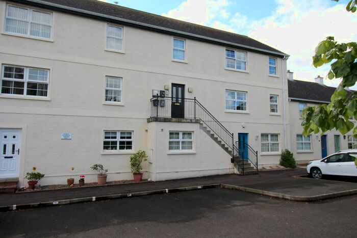 3 Bedroom Flat For Sale In Prospect Loanen, Carrickfergus, BT38