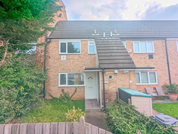 3 Bedroom Terraced House To Rent In Hatchett Road, Feltham, TW14