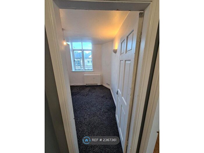 1 Bedroom Flat To Rent In North Street, Keighley, BD21