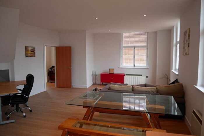 2 Bedroom Duplex To Rent In John William Court, John William Street, Huddersfield, West Yorkshire, HD1