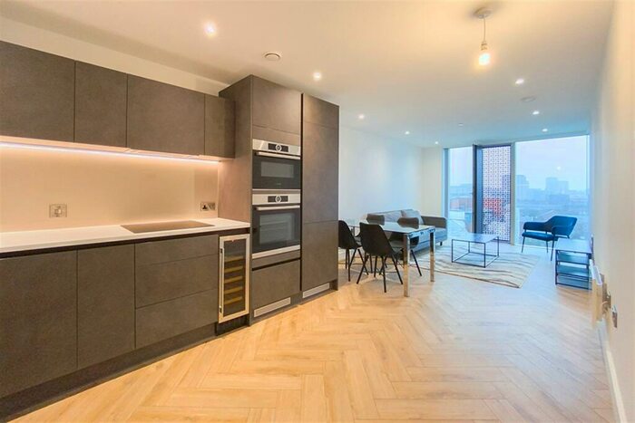 1 Bedroom Apartment To Rent In Elizabeth Tower, M15