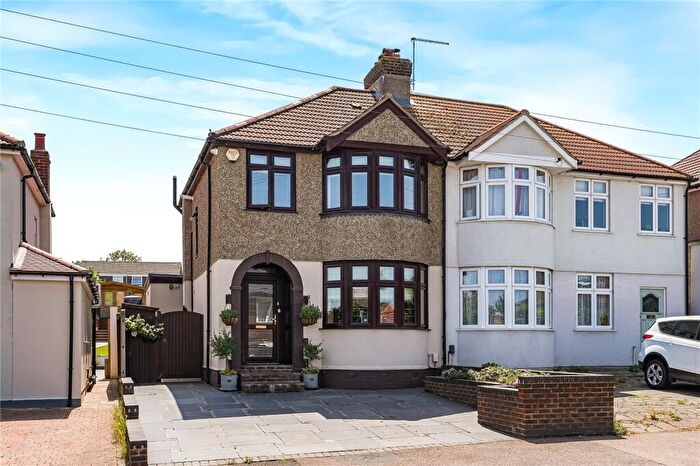 3 Bedroom Semi-Detached House For Sale In Chastilian Road, West Dartford, Kent, DA1