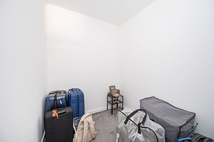 1 Bedroom Flat To Rent In Homerton High Street, Hackney, London, E9