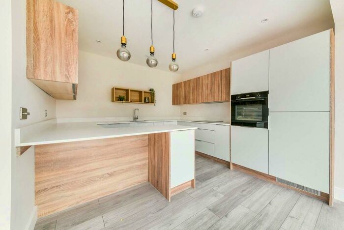 3 Bedroom House To Rent In Sutton Common Road, Sutton, SM3