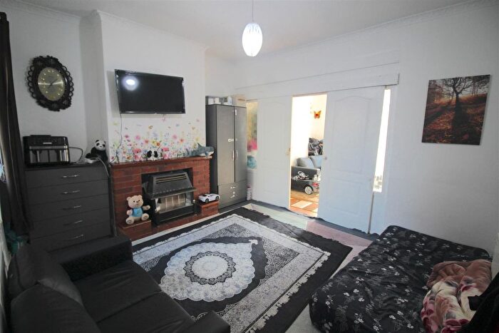 2 Bedroom Semi-detached House For Sale In Waterloo Road, Yardley, Birmingham, B25
