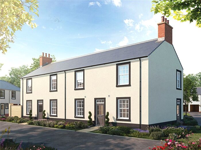 1 Bedroom Flat For Sale In Higher Newham Lane, Newham, Truro, Cornwa, TR1