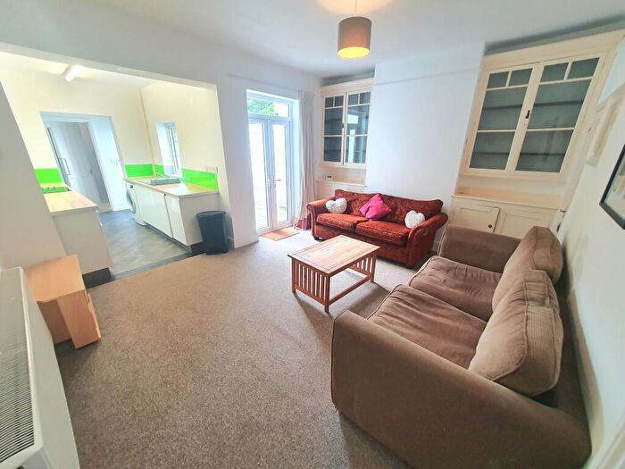 5 Bedroom Terraced House To Rent In Newmarket Street, Norwich, NR2