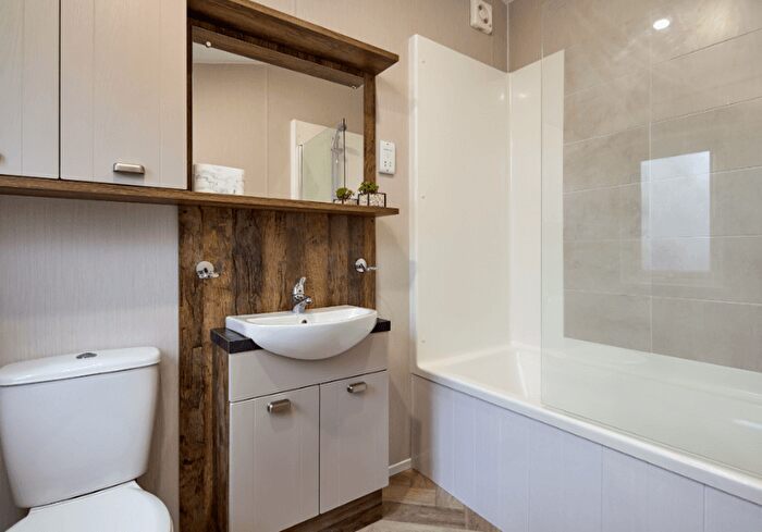 2 Bedroom Lodge For Sale In Gartmore, Stirling, FK8
