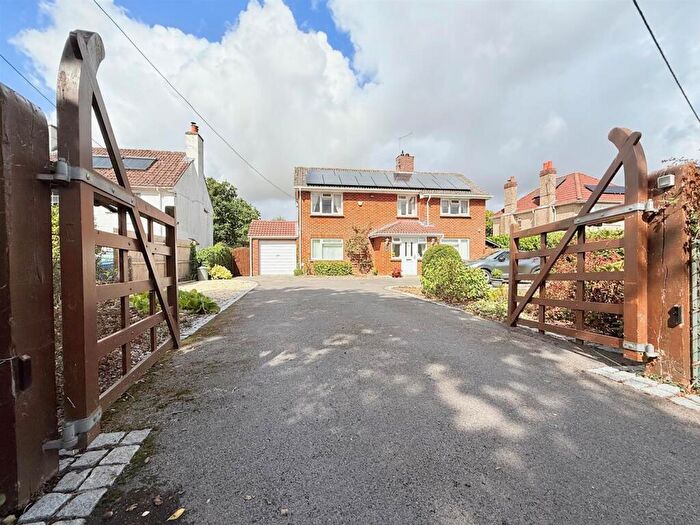 4 Bedroom Detached House For Sale In Holt Lane, Holt, Wimborne, BH21