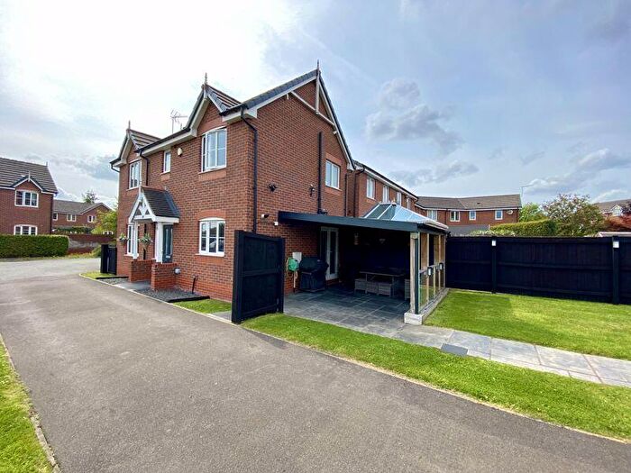 3 Bedroom Detached House For Sale In Cottage Close, Northwich, CW9