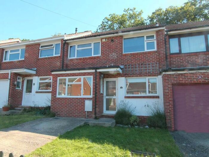 3 Bedroom Terraced House To Rent In Rowe Ashe Way, Locks Heath, Southampton, SO31