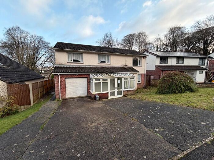 5 Bedroom Detached House For Sale In Rowland Close, Plymouth, PL9