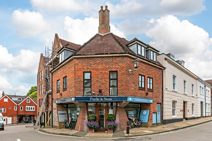 1 Bedroom Maisonette To Rent In Kings Head Yard, Winchester, SO23