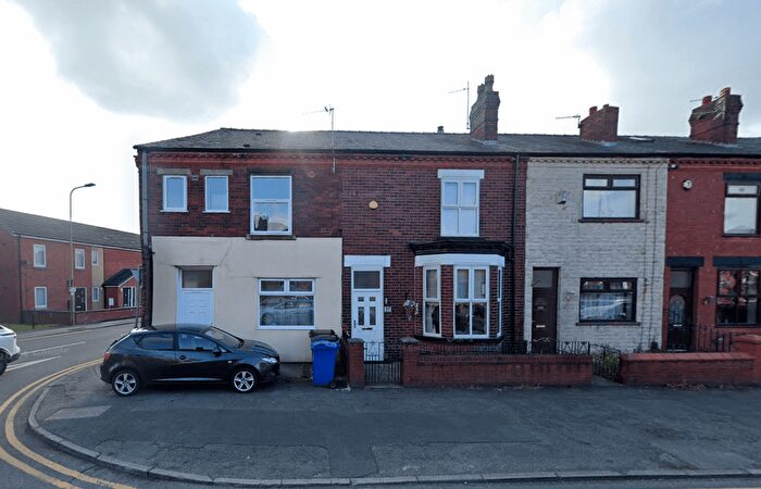 1 Bedroom Flat To Rent In Bank Street, Golborne, WA3