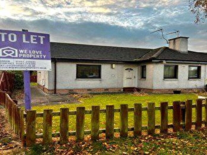 2 Bedroom Semi-Detached Bungalow To Rent In Dinning Close, Summerhill, Dumfries, DG2