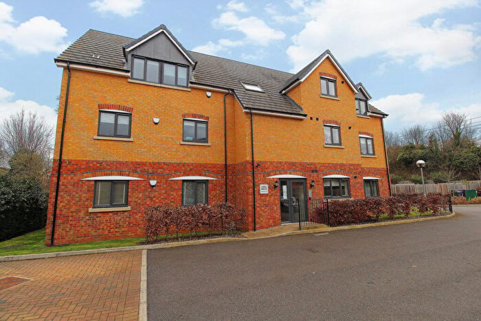 2 Bedroom Apartment For Sale In Bowmans Green, Baldock, SG7