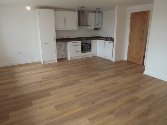 2 Bedroom Flat To Rent In Simmonds View, Stoke Gifford, BS34