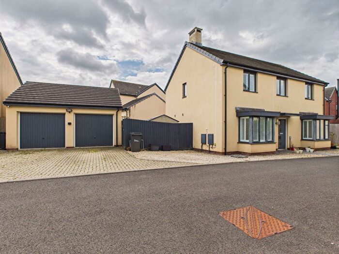 4 Bedroom Detached House For Sale In Waddeton Drive, Paignton, TQ4