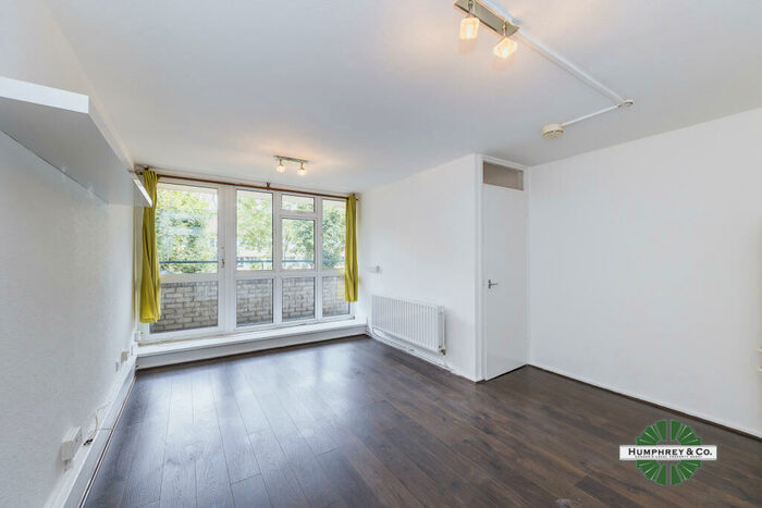 1 Bedroom Maisonette To Rent In Millicent Fawcett Court, Pembury Road, Tottenham, N17