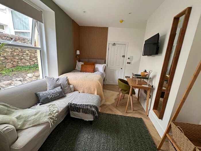 Flat To Rent In Mount Gould Road, PL4