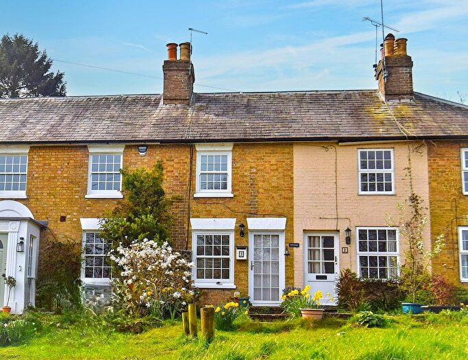 2 Bedroom Cottage For Sale In Godden Green, Sevenoaks, TN15