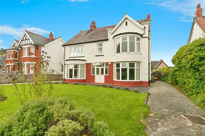 6 Bedroom Detached House For Sale In Grosvenor Road, Colwyn Bay, Conwy, LL29