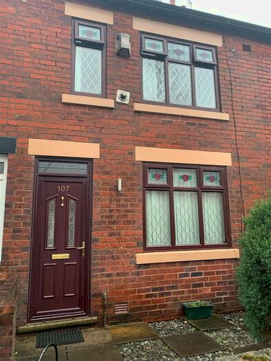 2 Bedroom Terraced House To Rent In Hollinhall Street, Oldham, OL4