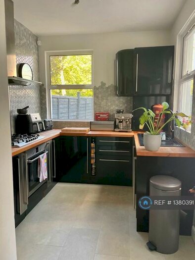 1 Bedroom Flat To Rent In Beulah Road, Thornton Heath, CR7