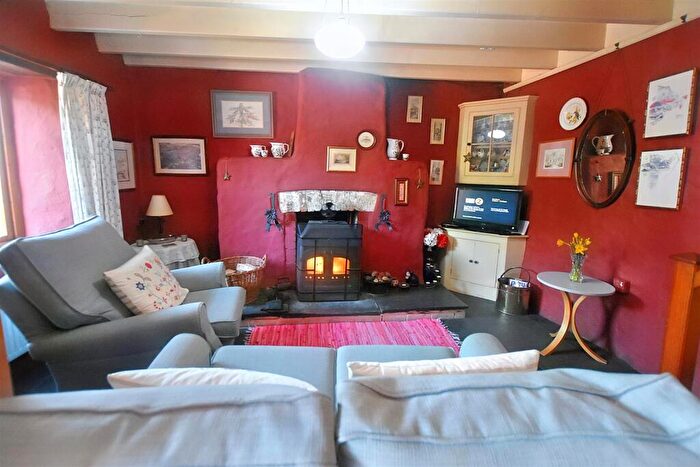 1 Bedroom Cottage For Sale In Hanna's Cottage, St. Florence, SA70