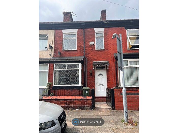 2 Bedroom Terraced House To Rent In Holly Street, Droylsden, Manchester, M43